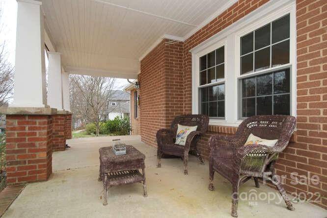 Charlotte, NC 28209,2910 Forest Park DR