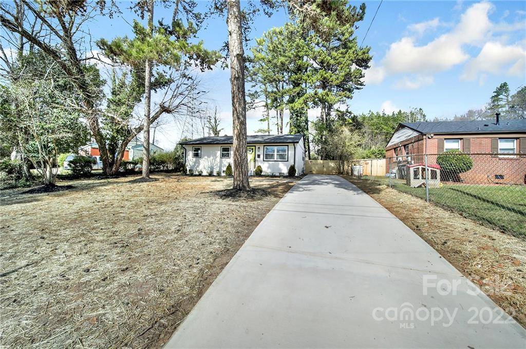 Charlotte, NC 28208,711 Norwood DR