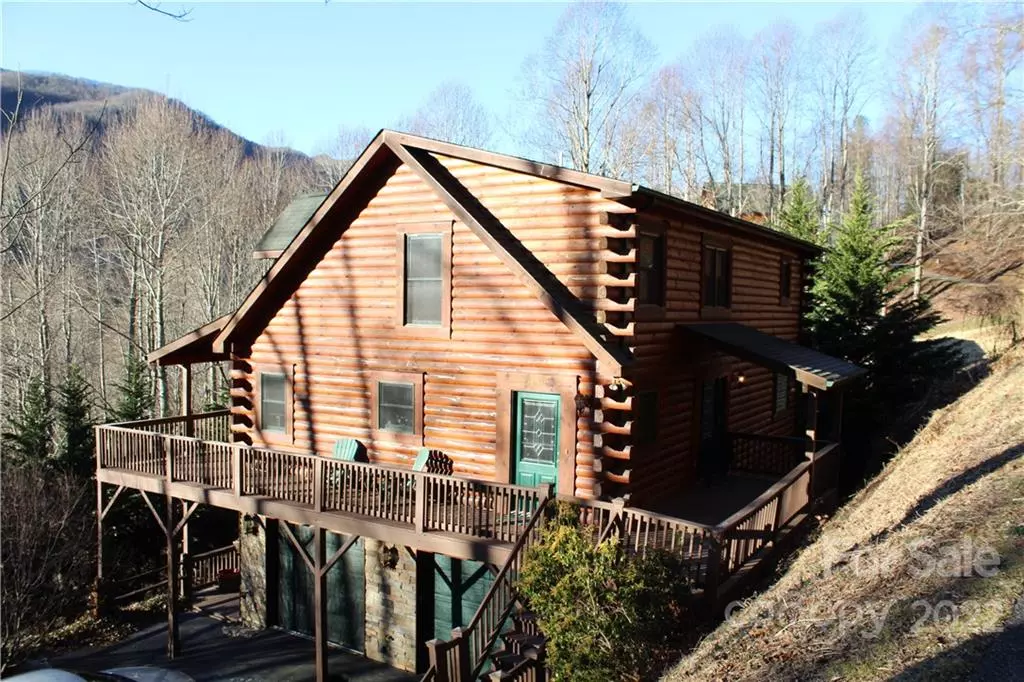 Maggie Valley, NC 28751,149 Nicholas LN