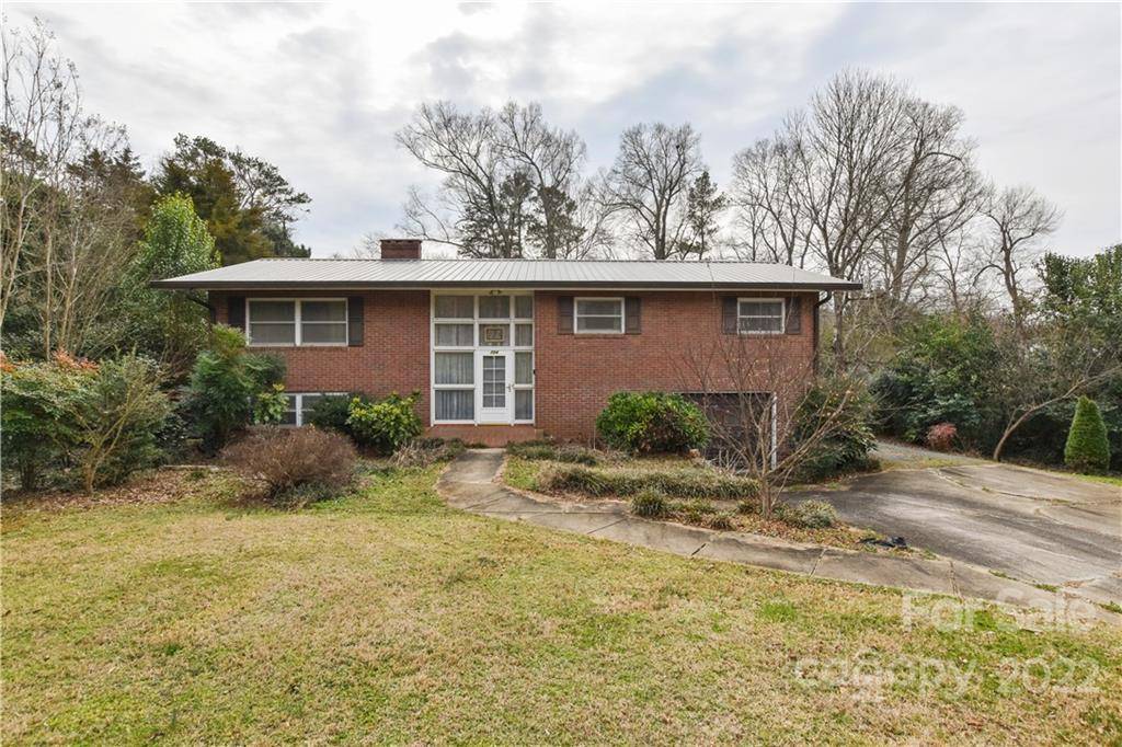 724 Shady DR,  Albemarle,  NC 28001