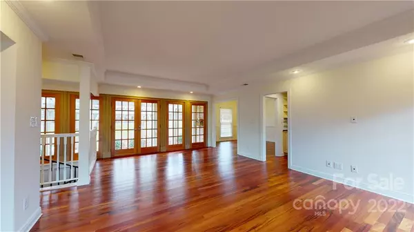 Matthews, NC 28104,3216 Fairforest DR