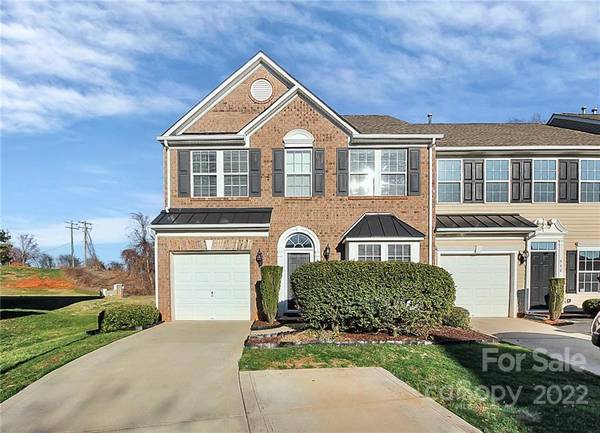 450 Battery CIR, Lake Wylie, SC 29710