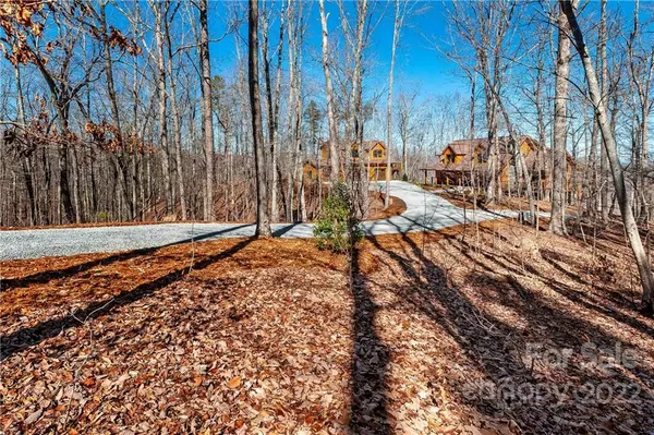 Nebo, NC 28761,782 Mossy Oak TRL