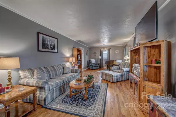 Gastonia, NC 28054,1205 Laurel LN