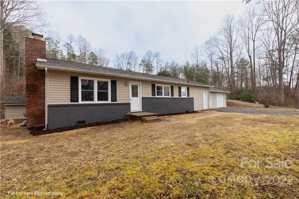 Marion, NC 28752,233 Hawkins DR W