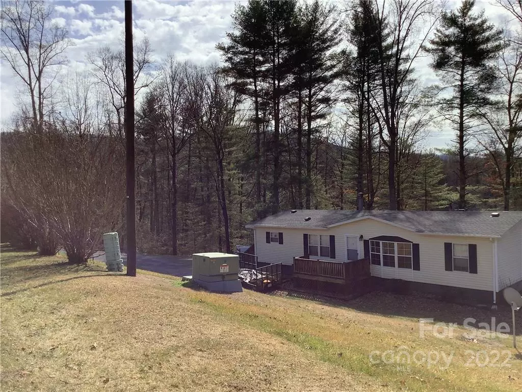 Weaverville, NC 28787,22 Clover Brook DR