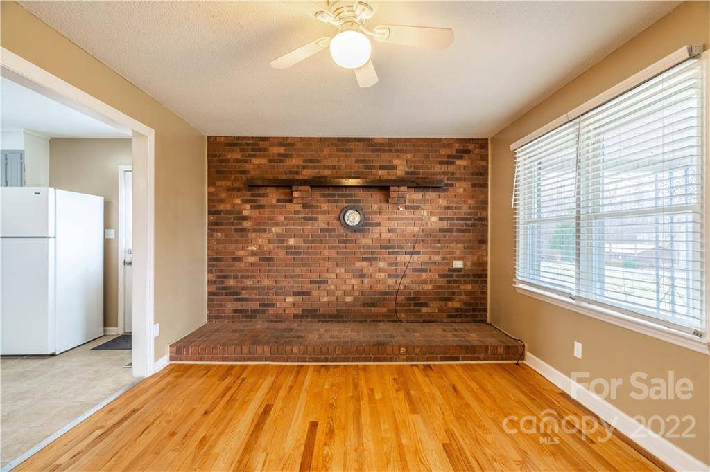 Lenoir, NC 28645,2596 Trenton PARK