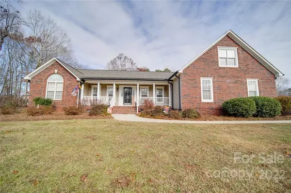 Salisbury, NC 28147,712 Maple Ridge CIR #233