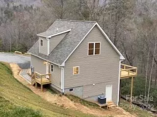 Sylva, NC 28779,96 English Walnut LN