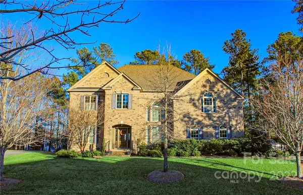 16441 Doves Canyon LN, Charlotte, NC 28278