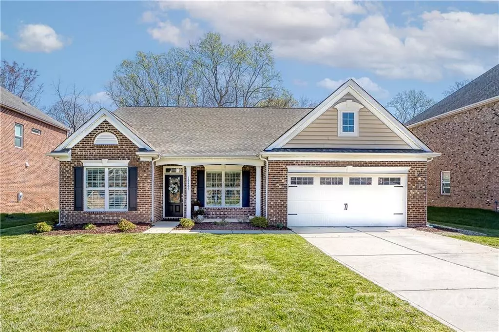 Charlotte, NC 28277,10403 Woodview CIR