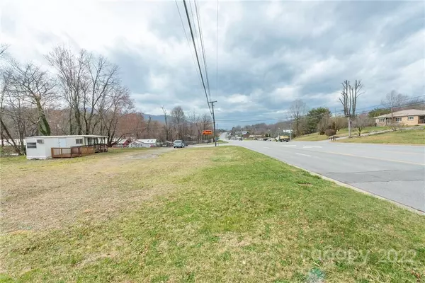 Swannanoa, NC 28778,2121 US 70 HWY