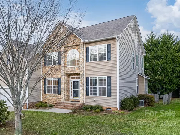 Arden, NC 28704,40 Yorktown CIR