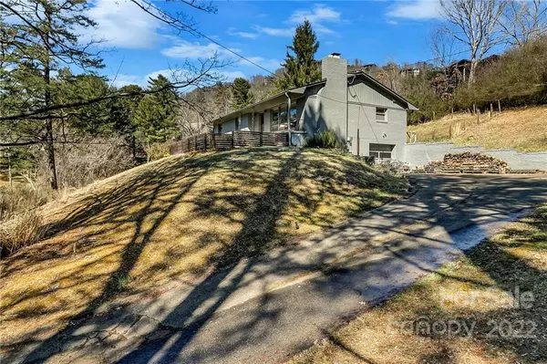 301 Stratford RD, Asheville, NC 28804