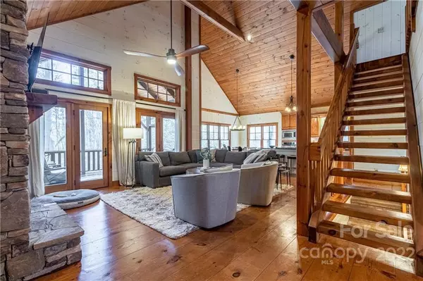 Sapphire, NC 28774,2469 Upper Whitewater RD