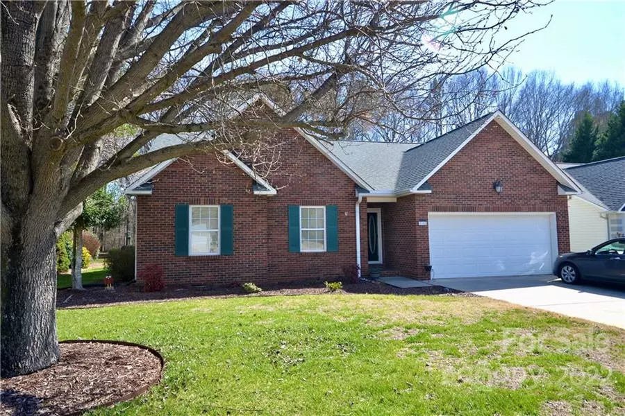 1102 Overhill RD, Salisbury, NC 28144