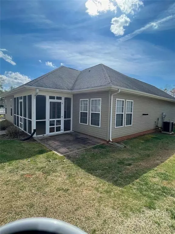 Hickory, NC 28601,3510 Section House RD