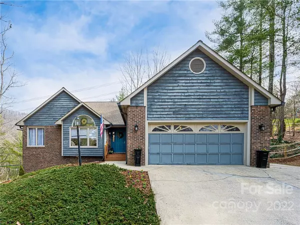 20 Moriah LN, Asheville, NC 28803