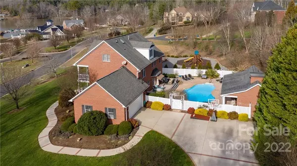 Granite Falls, NC 28630,102 Riverbend Club PT