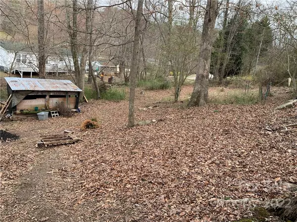 Swannanoa, NC 28778,245 New Salem RD