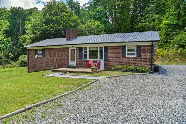 Marshall, NC 28753,8525 US 25/70 HWY