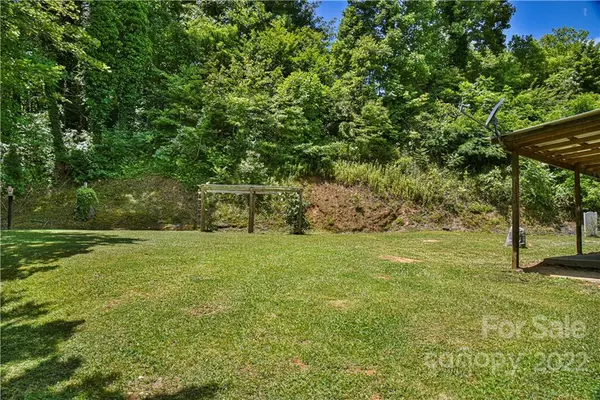 Marshall, NC 28753,8525 US 25/70 HWY