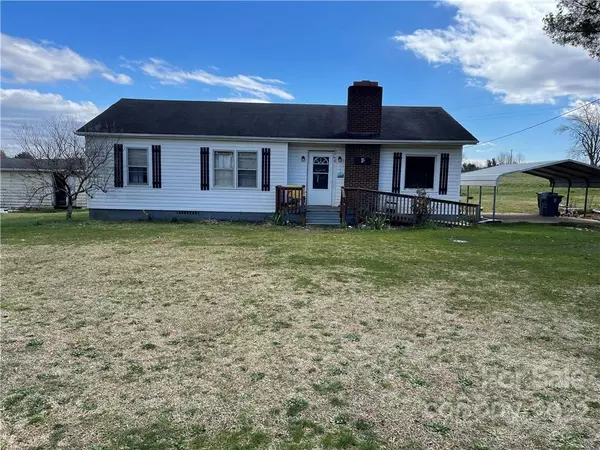 156 DOBBINSVILLE EXT, Ellenboro, NC 28040