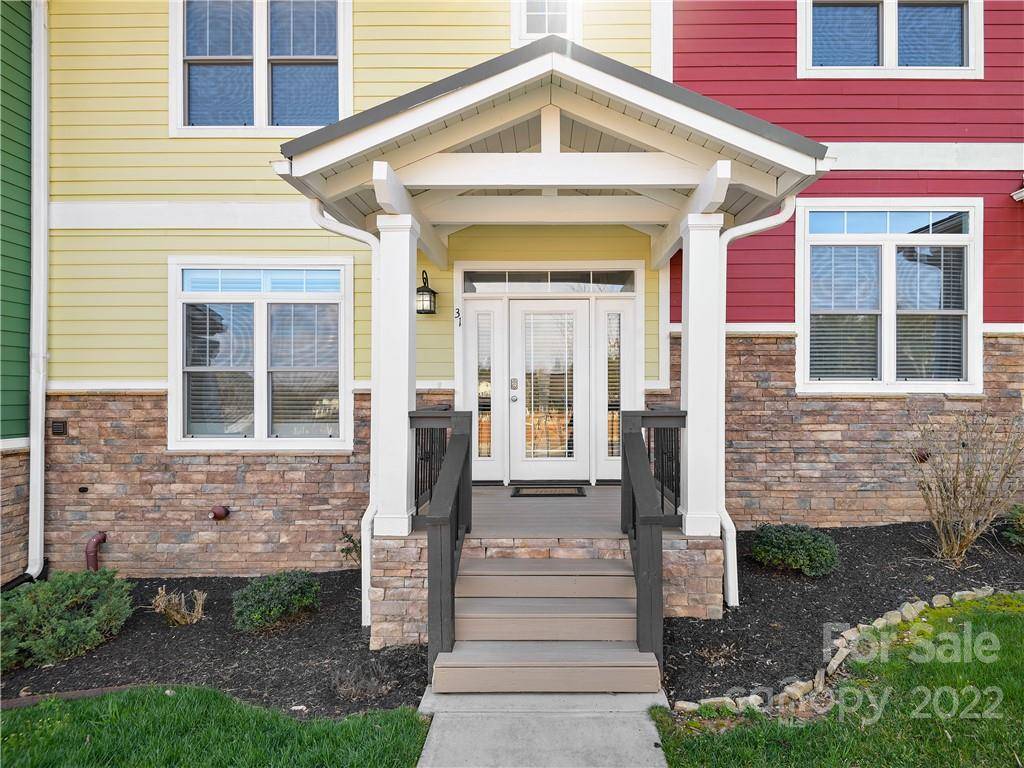 Asheville, NC 28804,31 Walnut Springs DR
