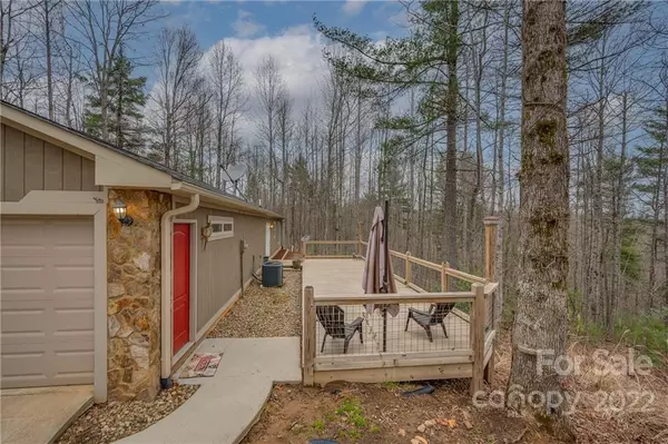 Flat Rock, NC 28731,838 Summit Springs DR