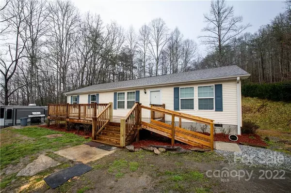 Whittier, NC 28789,23 Sleeper Branch RD