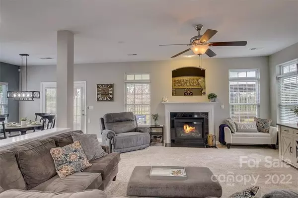 Mooresville, NC 28115,229 Pleasant Grove LN