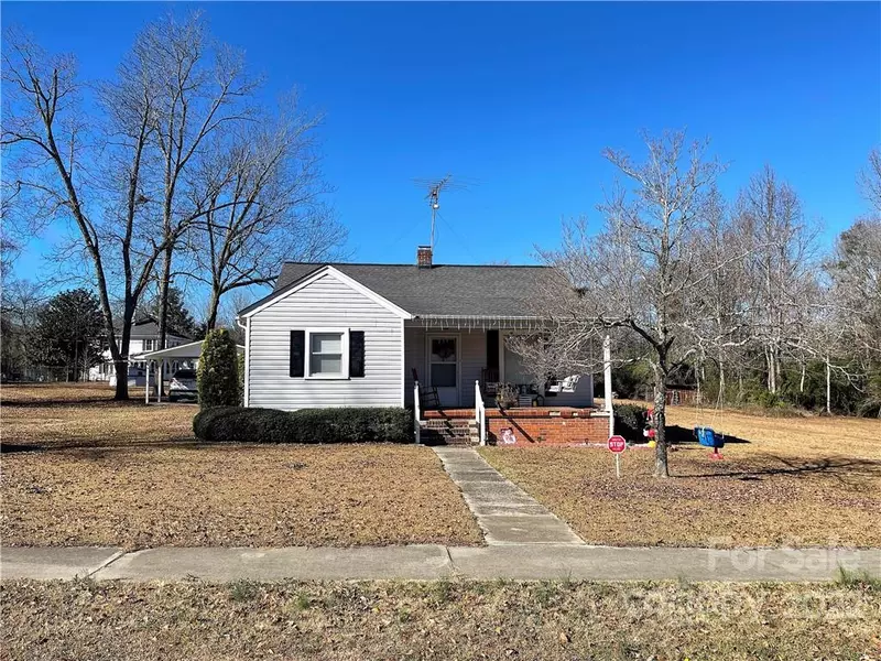 108 East ST, Heath Springs, SC 29058