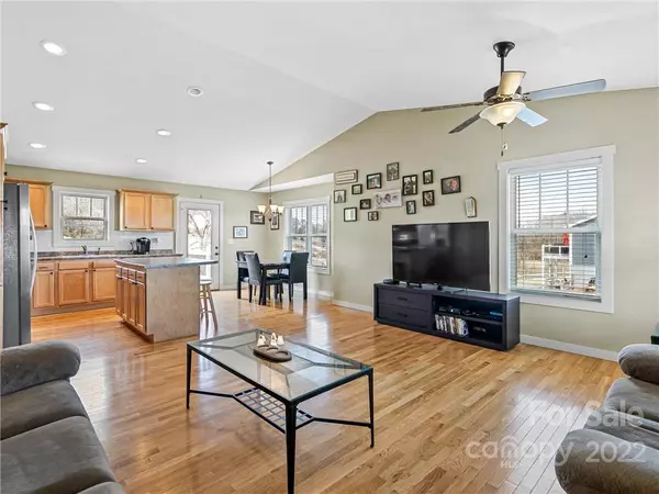 244 Tipton Hill RD, Leicester, NC 28748