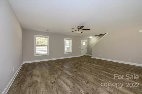 Mount Pleasant, NC 28124,8600 North DR