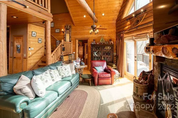 Beech Mountain, NC 28604,108 W Blueberry LN