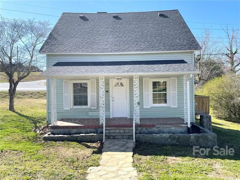 312 Hickory ST, Granite Falls, NC 28630