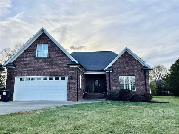 177 Brooks Farm DR, Rockwell, NC 28138