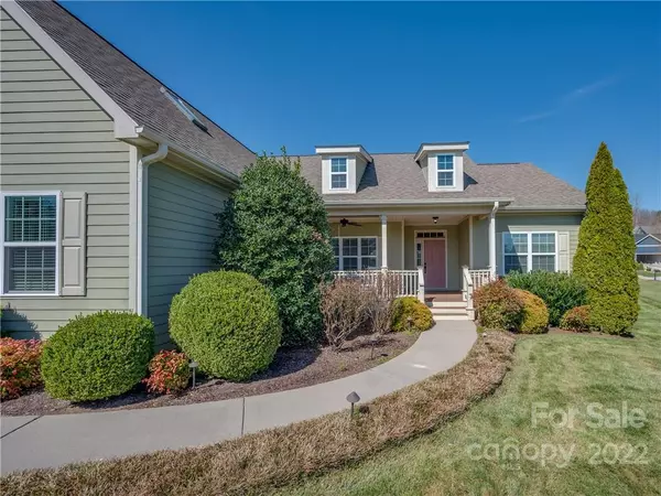 Hendersonville, NC 28792,10 N Anvil AVE