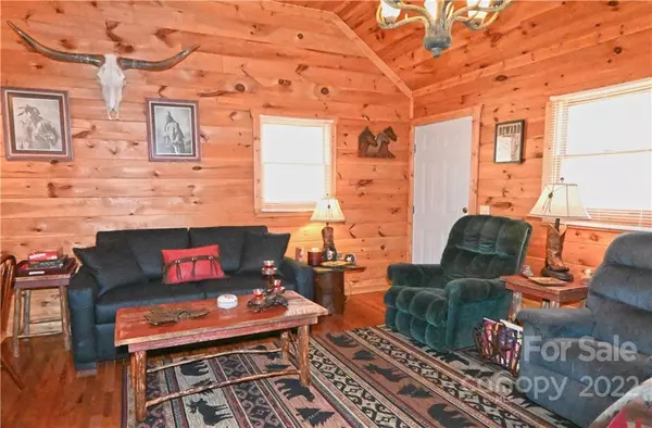 Hot Springs, NC 28743,10120 Meadow Fork RD
