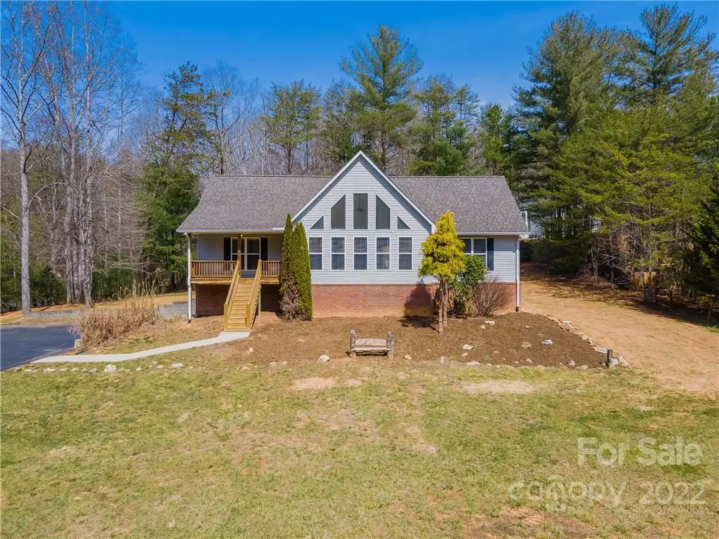 Fairview, NC 28730,2044 Emmas Grove RD