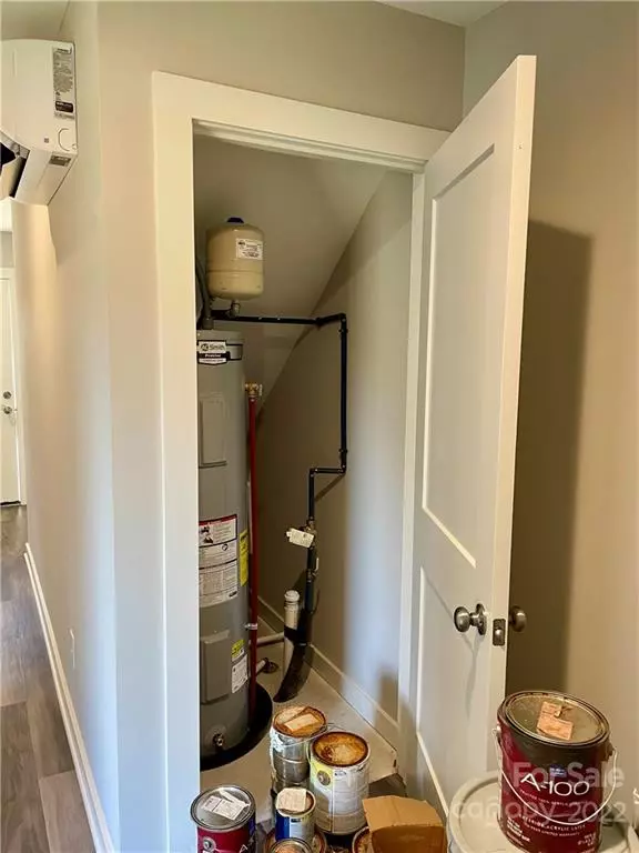 Arden, NC 28704,28 E Citra ST