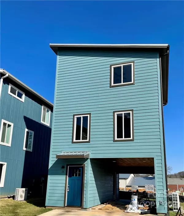 Arden, NC 28704,28 E Citra ST