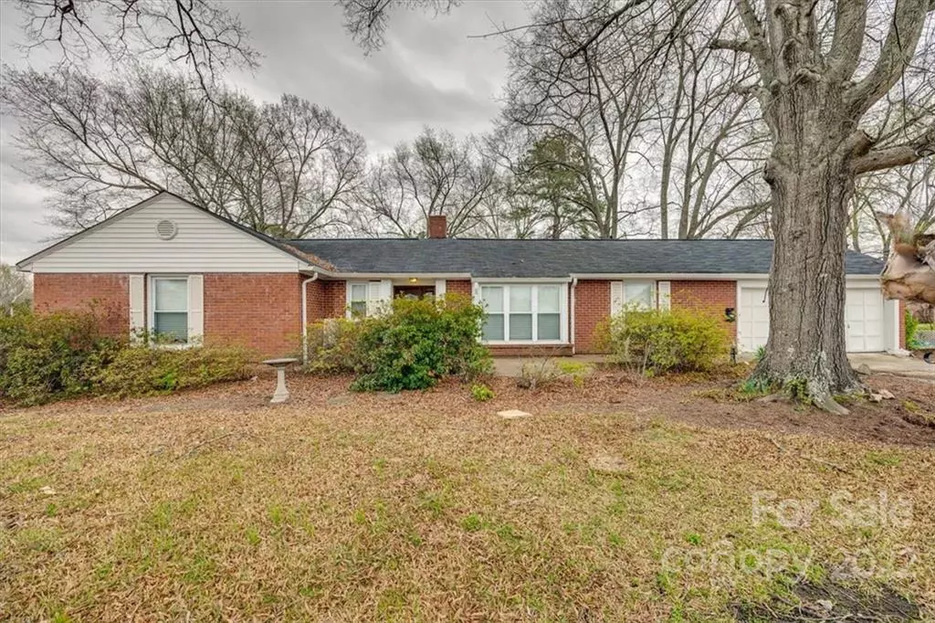Lancaster, SC 29720,407 Rosewood CT