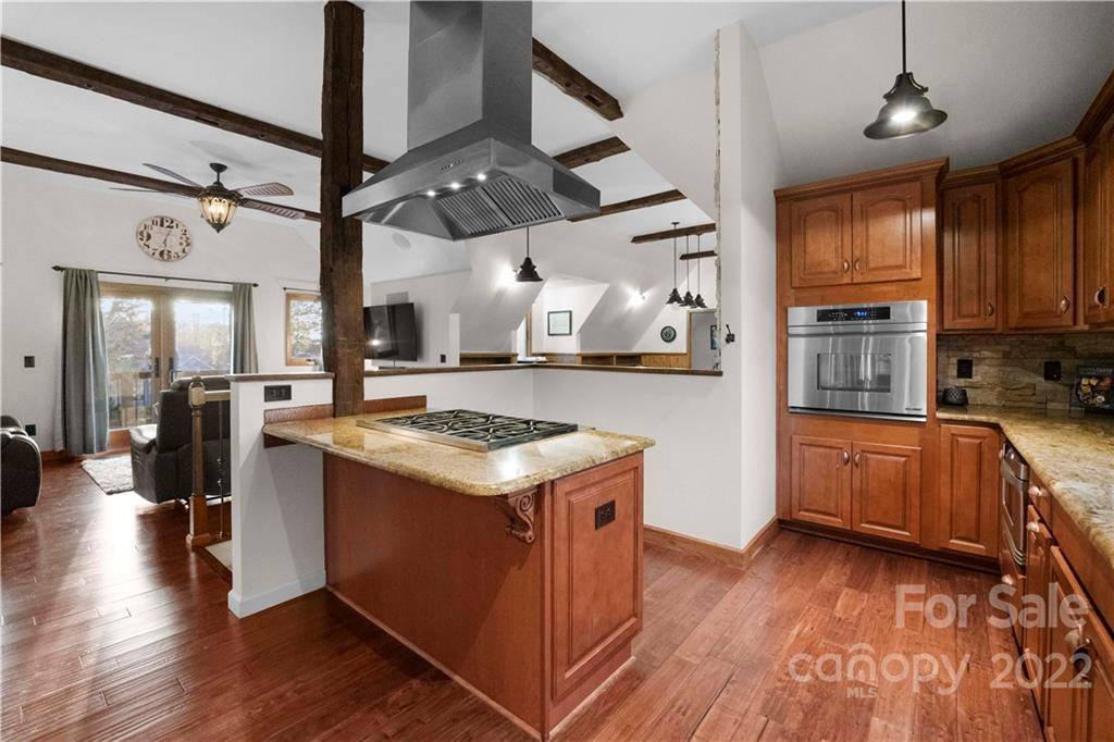 Mooresville, NC 28117,149 Lakeshore DR
