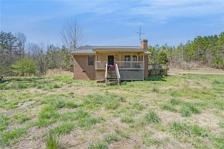 699 Pinebrook RD, Heath Springs, SC 29058