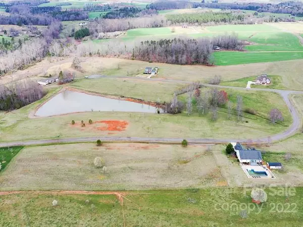 101 Vintage Woods LN, Shelby, NC 28150