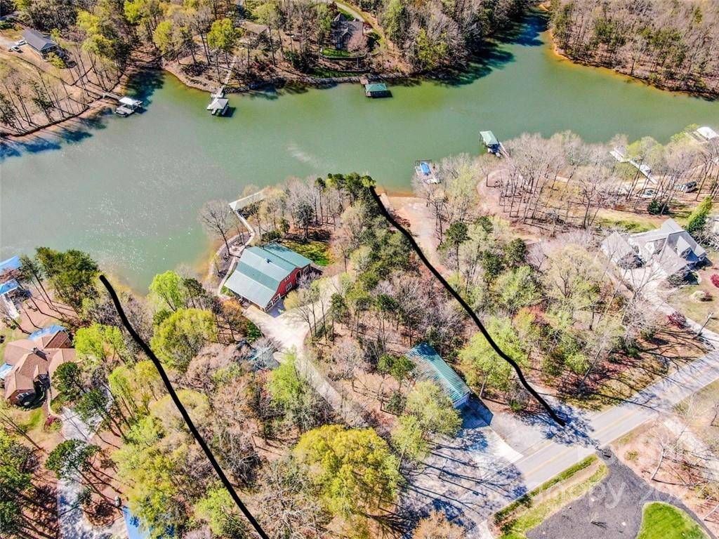 Sherrills Ford, NC 28673,8807 Dog Leg RD