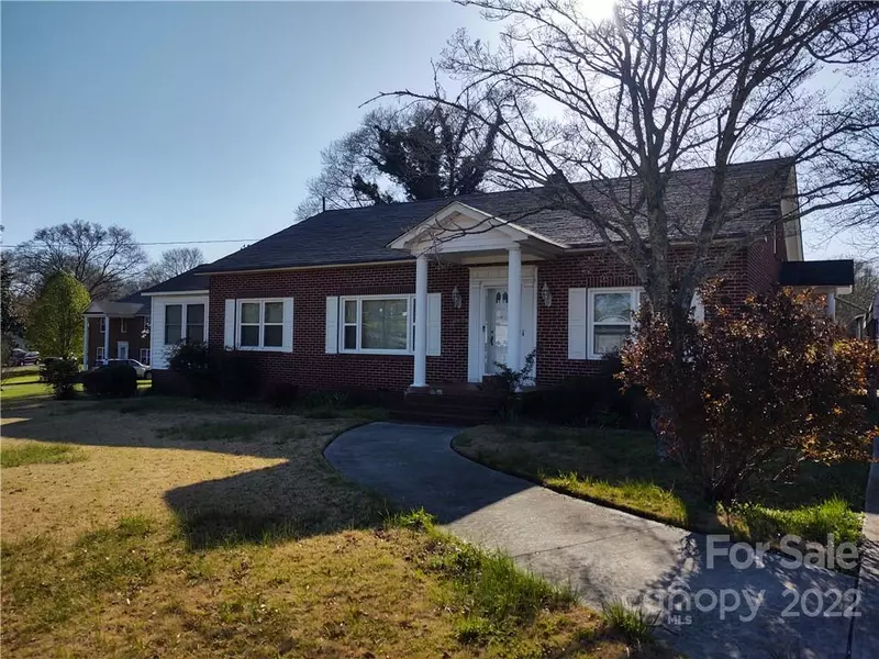 102 California AVE, Chesnee, SC 29323