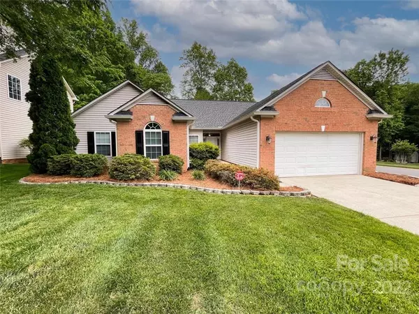 Matthews, NC 28105,2602 Ashby Woods DR