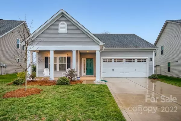 1714 Scarbrough CIR, Concord, NC 28025